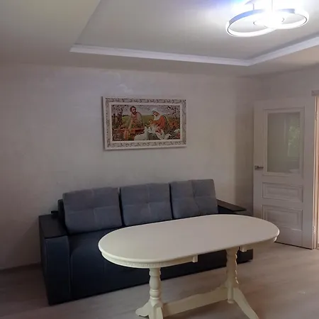 файна Apartment